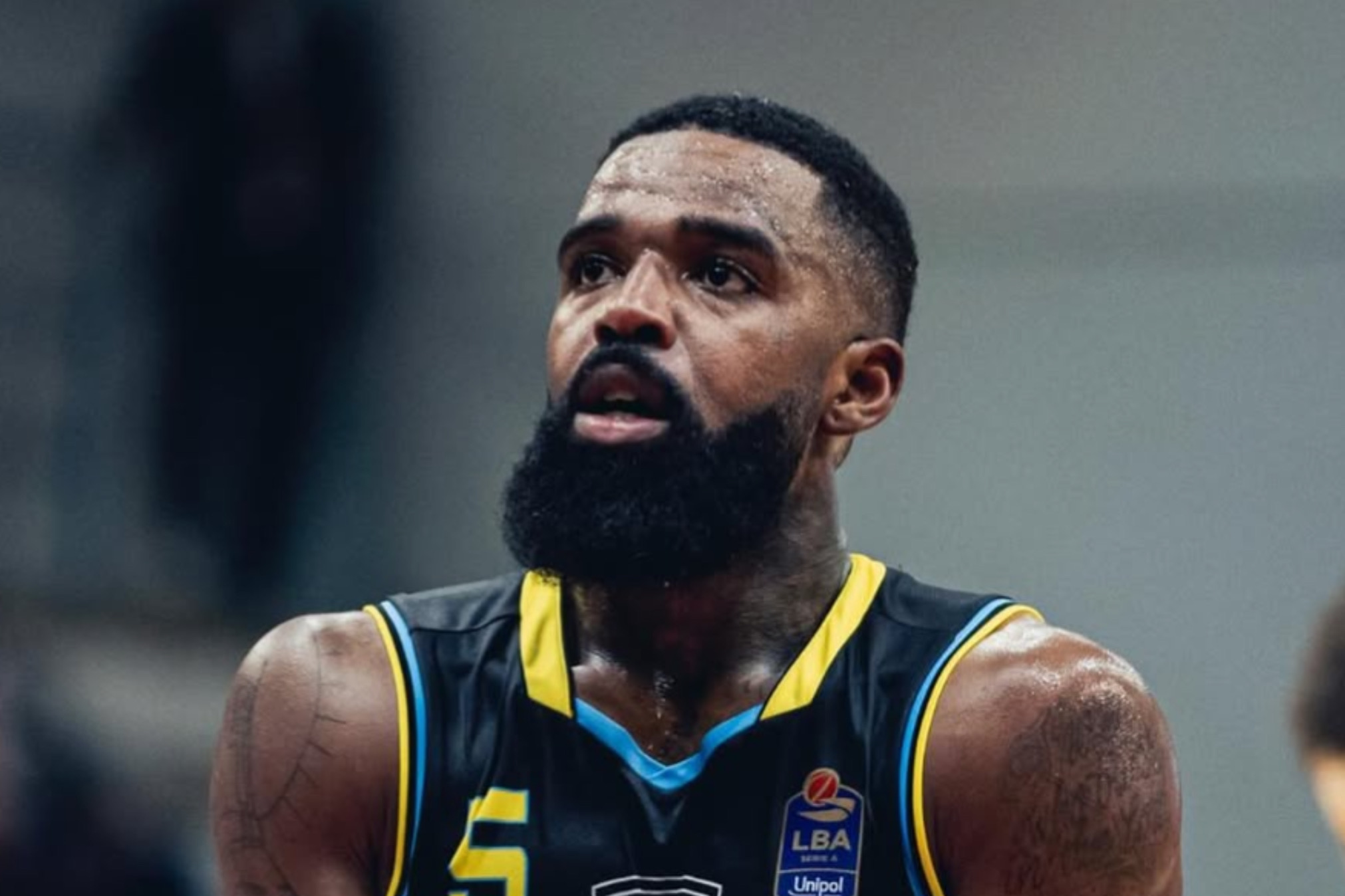 Corey Davis con la maglia di Cremona